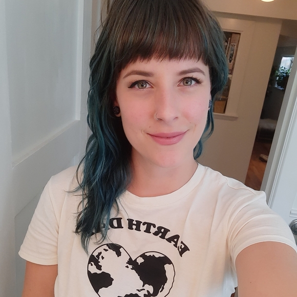 Meet your Posher, Susyn - Picture 1 of 1